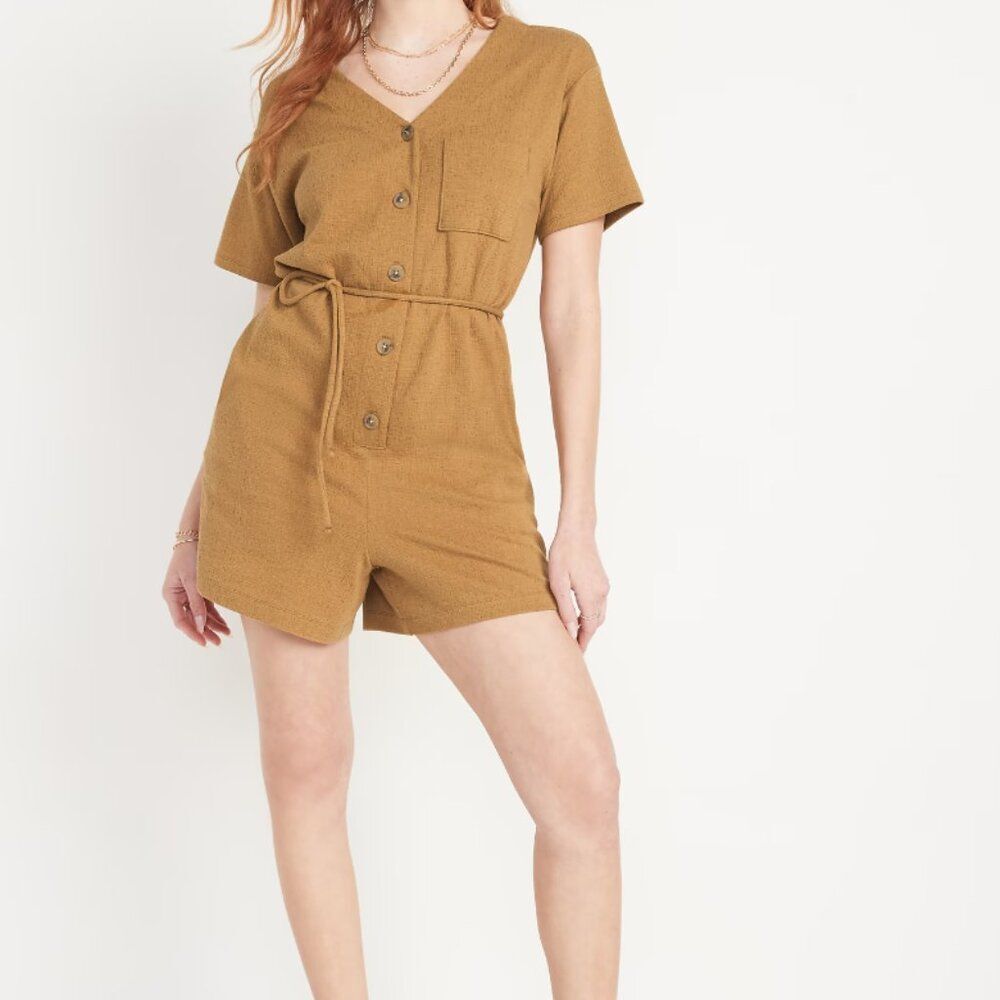 Old Navy Textured-Knit Utility Short-Sleeve Romper in Stone Castle Size Large